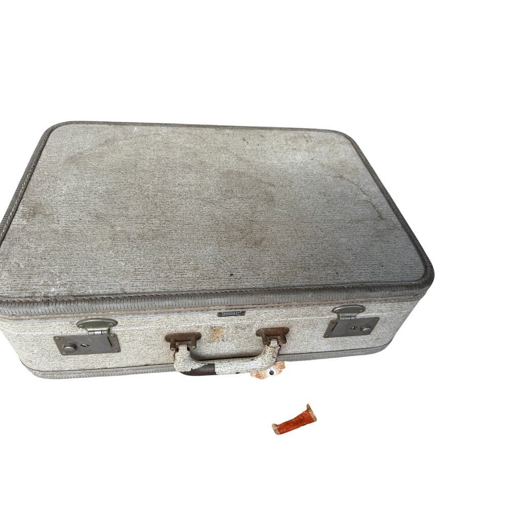 Mid-Century Towncraft‎ Luggage Hard-Sided Suitcase Gray Tweed Metal Latches 1950 - Picture 2 of 11